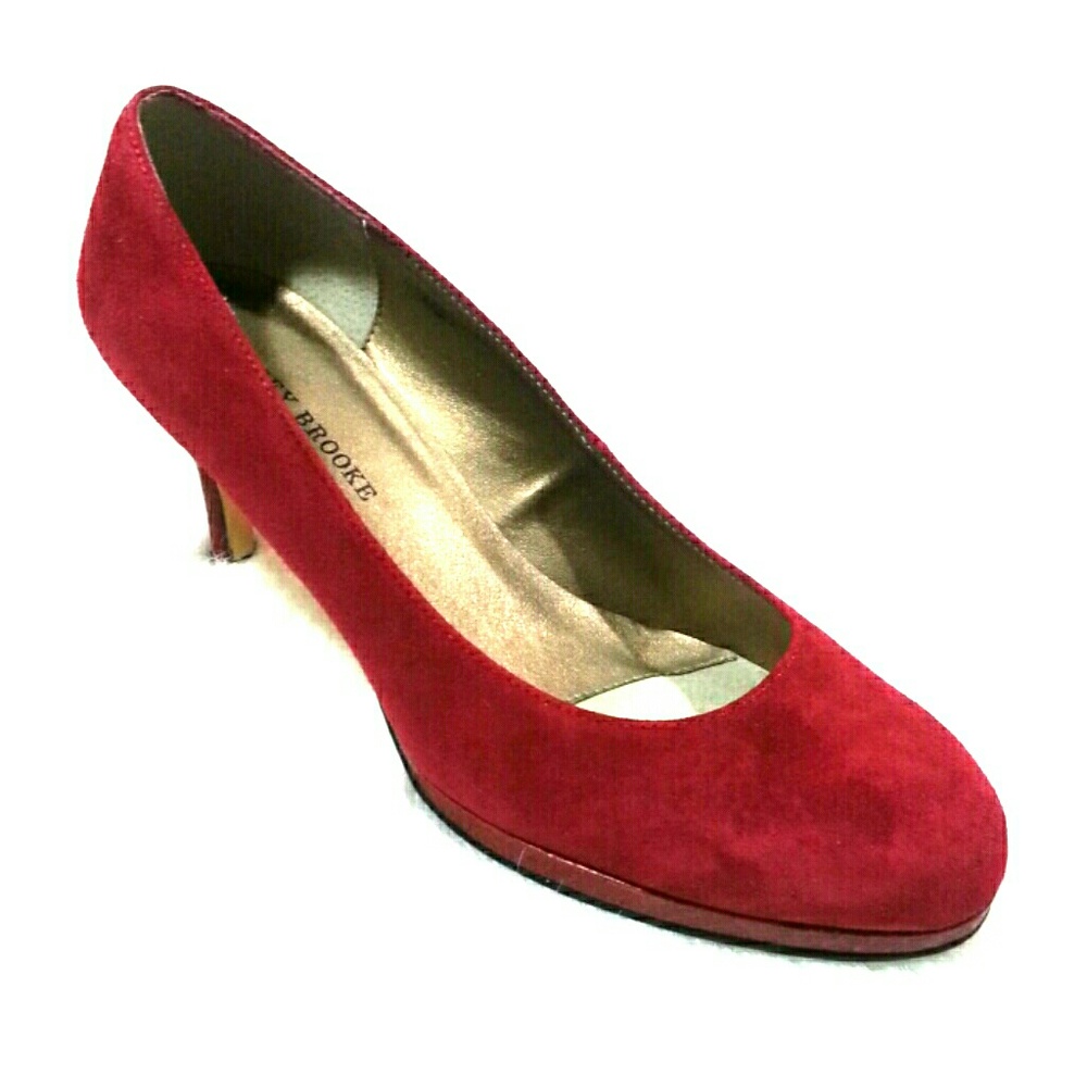 Audrey Brooke Suede Pumps. NIB