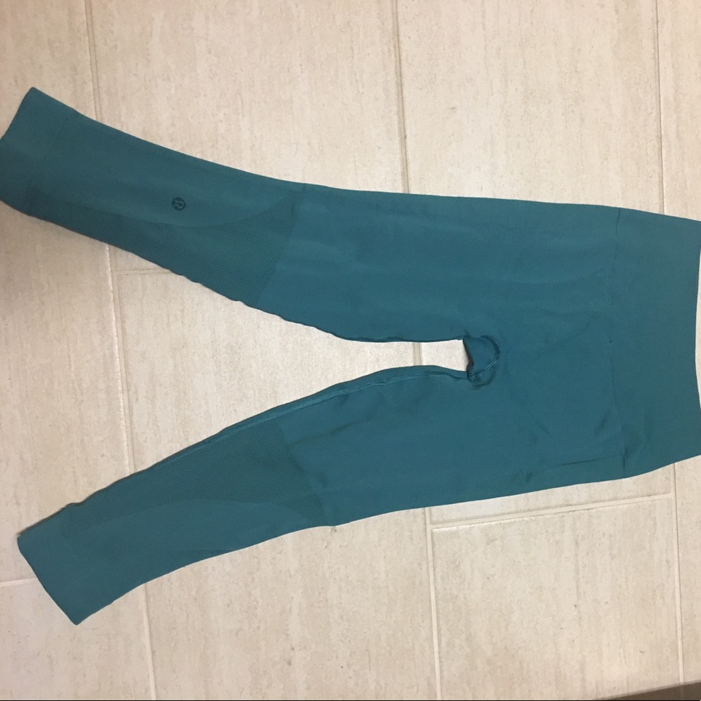 Lululemon capris