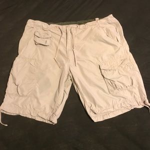 Gap cargo shorts