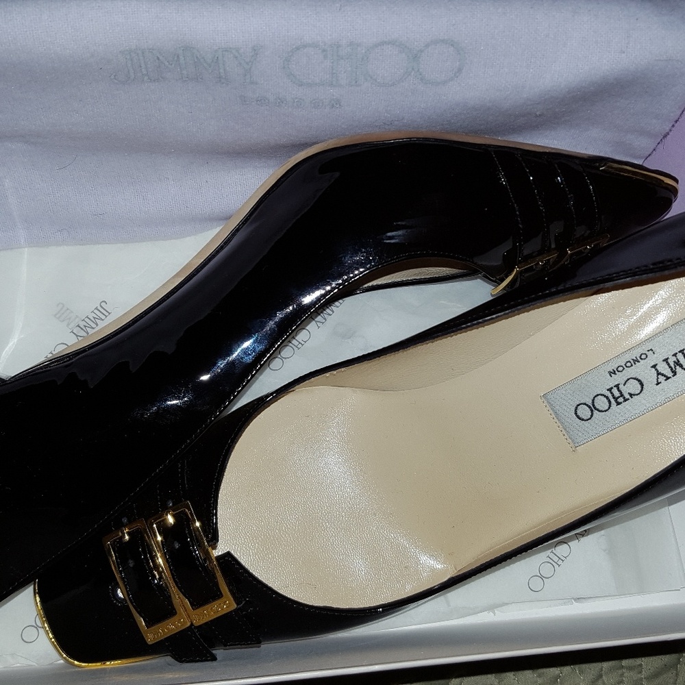 Shoes - Picture 3 of 4
