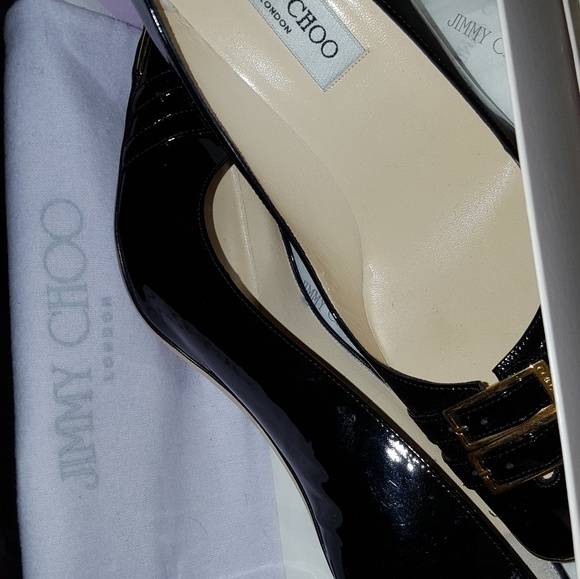 Shoes - Picture 2 of 4