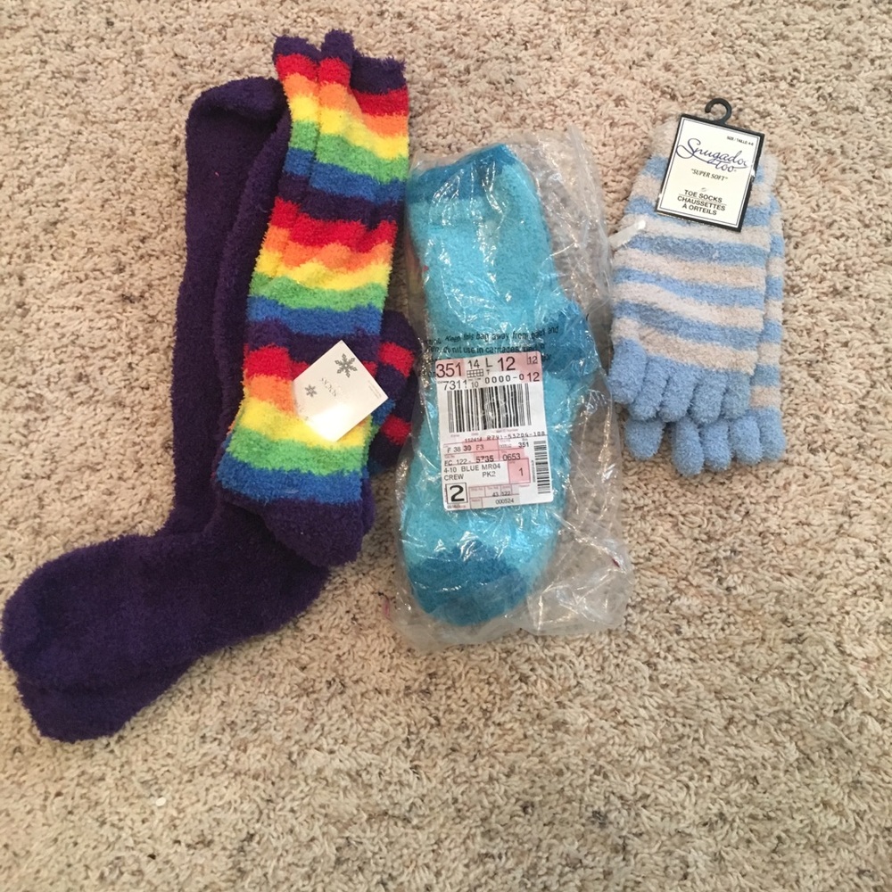 4 Pack of Fuzzy Socks