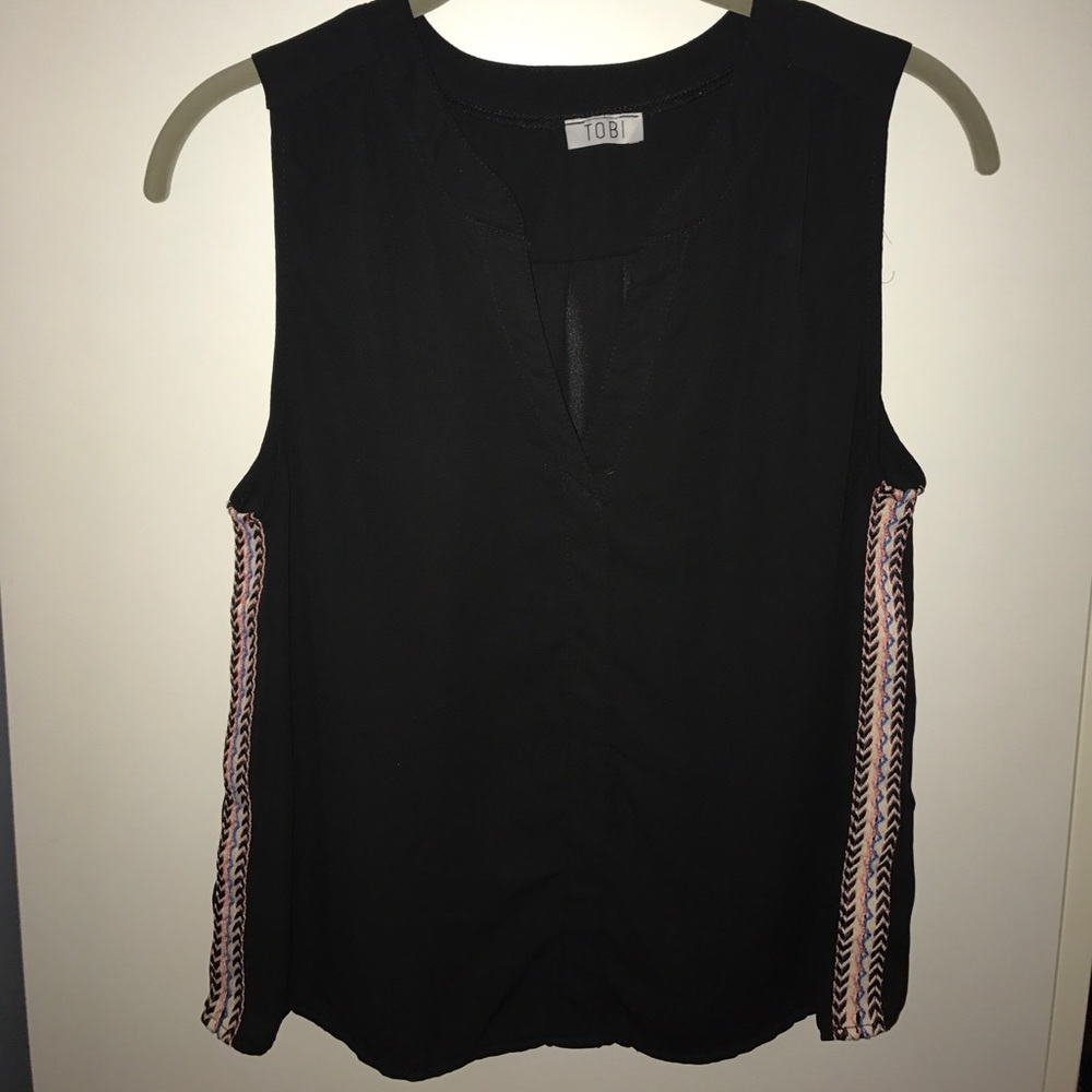 Tobi Black V-Neck Blouse
