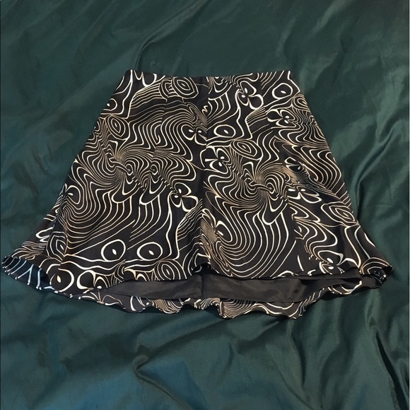 I. E. black and cream 100% silk midi skirt - Picture 1 of 6