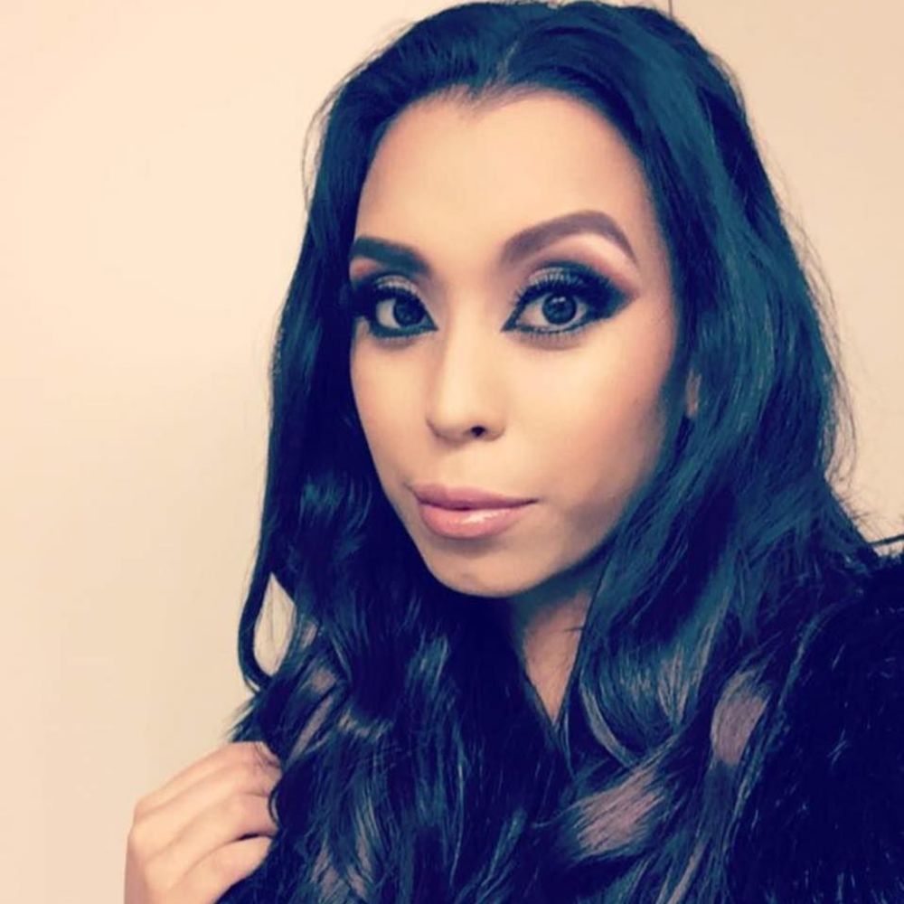 Meet your Posher, Cristina