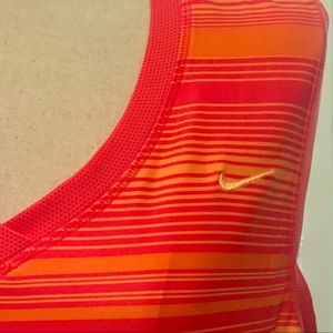 Nike dri-fit sleeveless active wear top