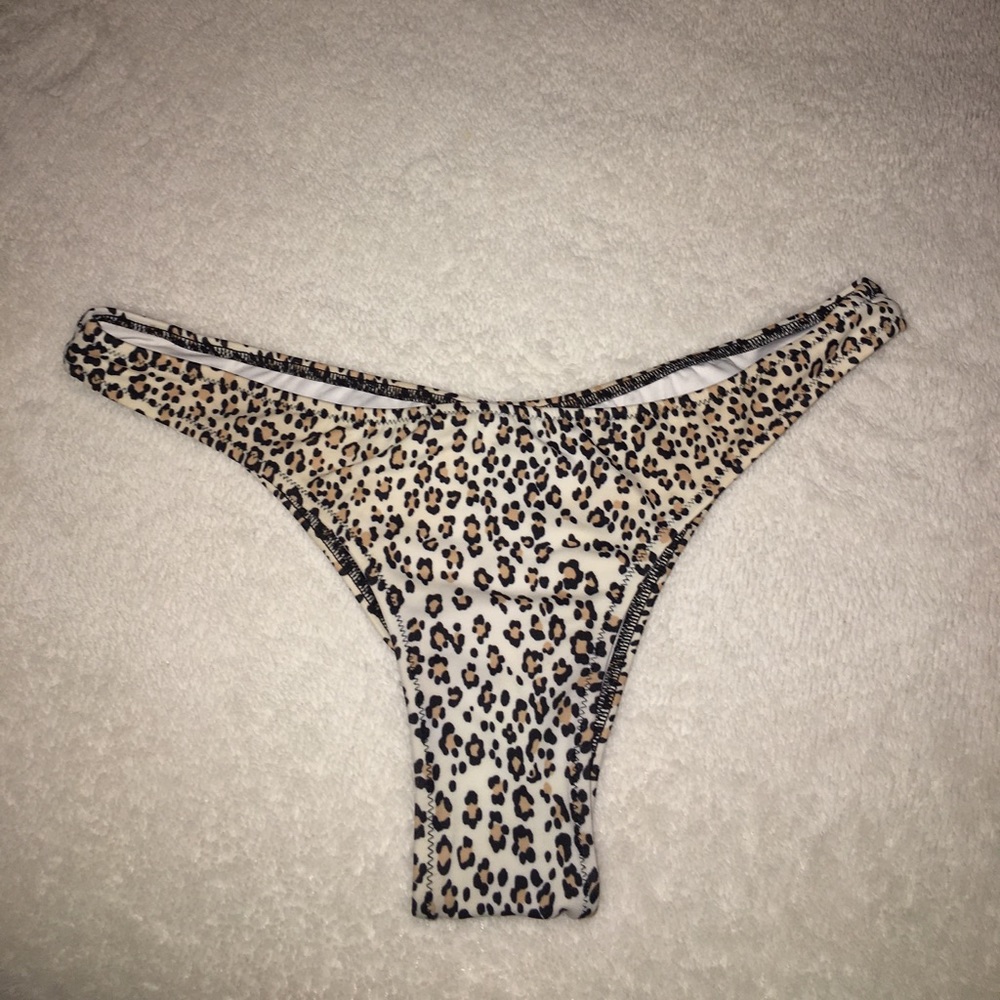 VS ITSY cheetah print