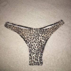 VS ITSY cheetah print