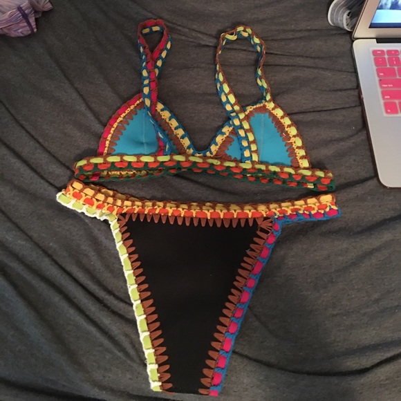 Swim suit. Size small. - Picture 2 of 2