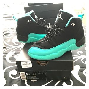 Jordan Retro 12 kids size 2