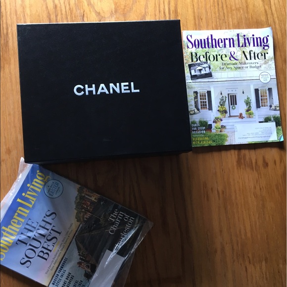 Chanel Sneakers White. - Picture 2 of 5