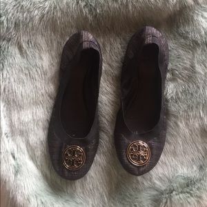 Tory Butch Black/Gold Knit Flats