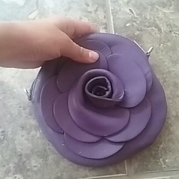 Purse - Picture 2 of 3