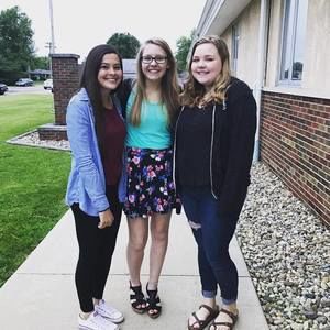 Meet your Posher, Belle