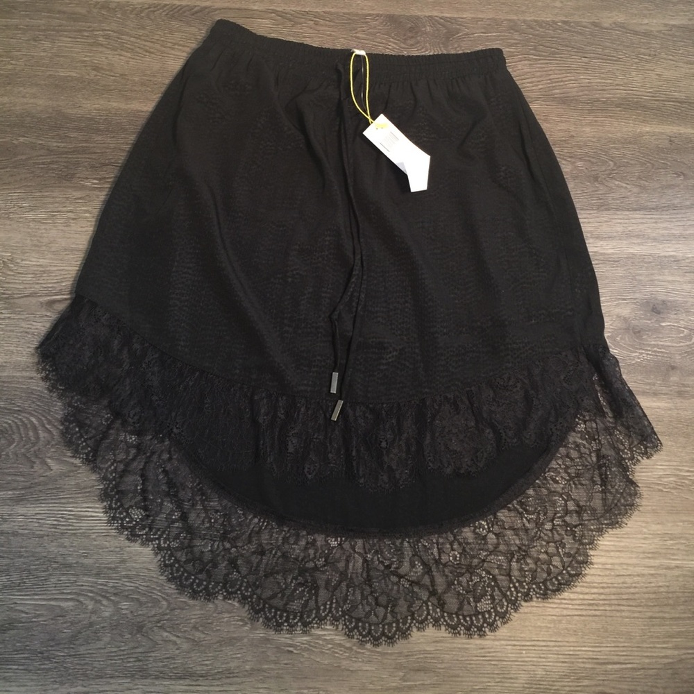 Hi Low Lace Hemmed BCBGeneration Skirt