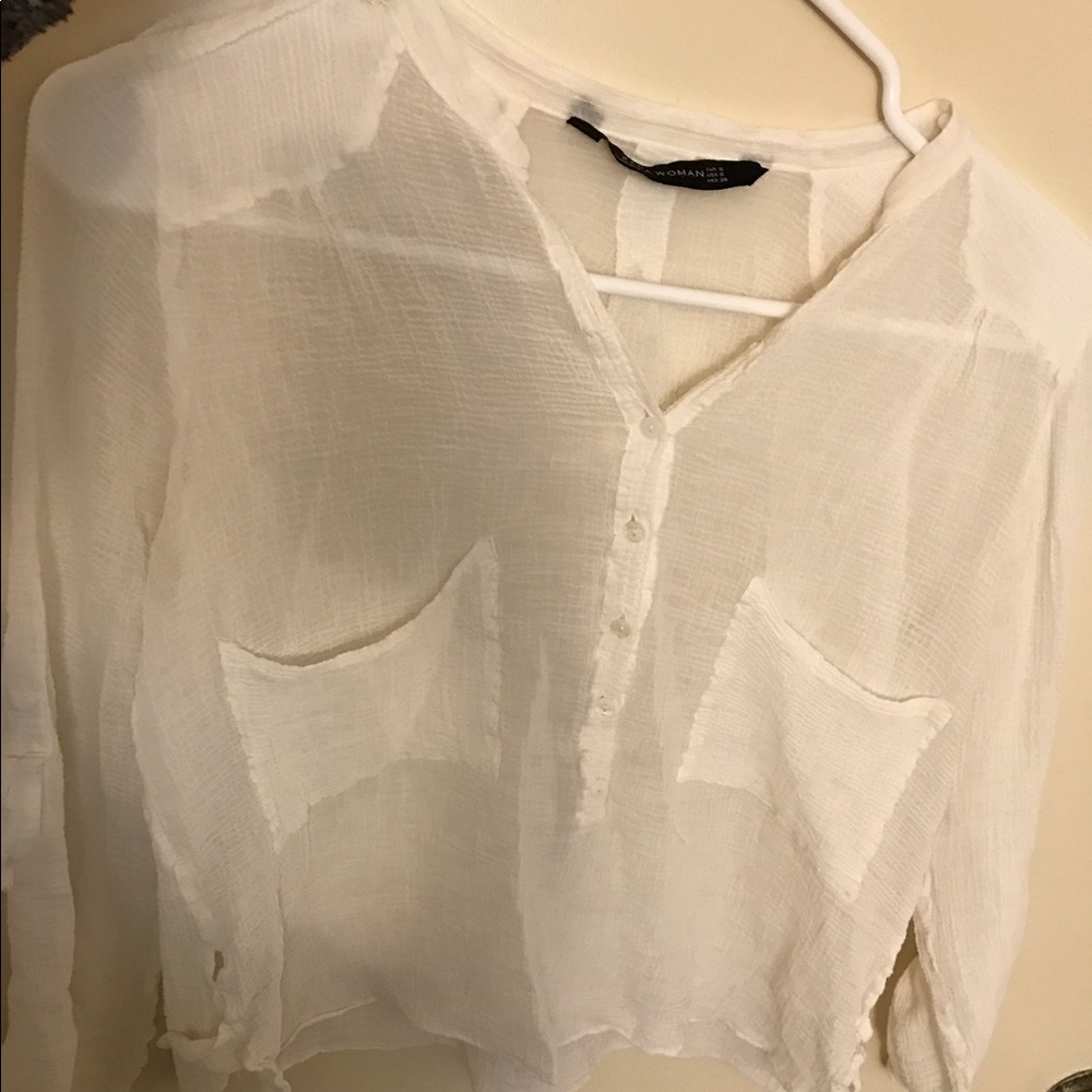Women top chiffon white crop top.