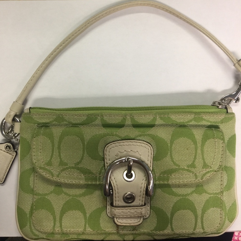 Coach Wristlet-Green
