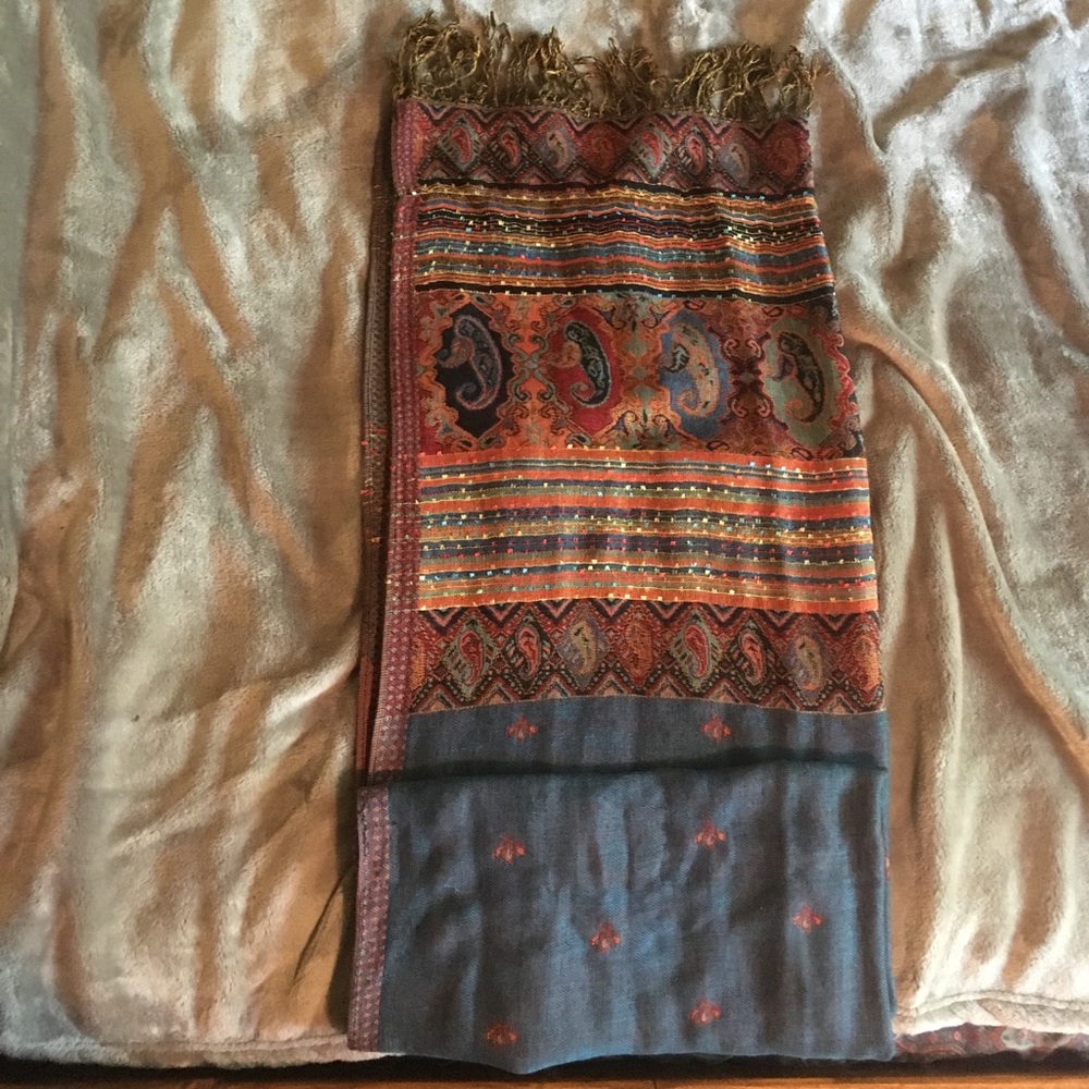 Multicolored pashmina scarf/shawl