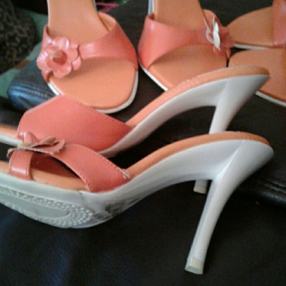 New Orange Sandals 1 Left sz 6 - Picture 7 of 7
