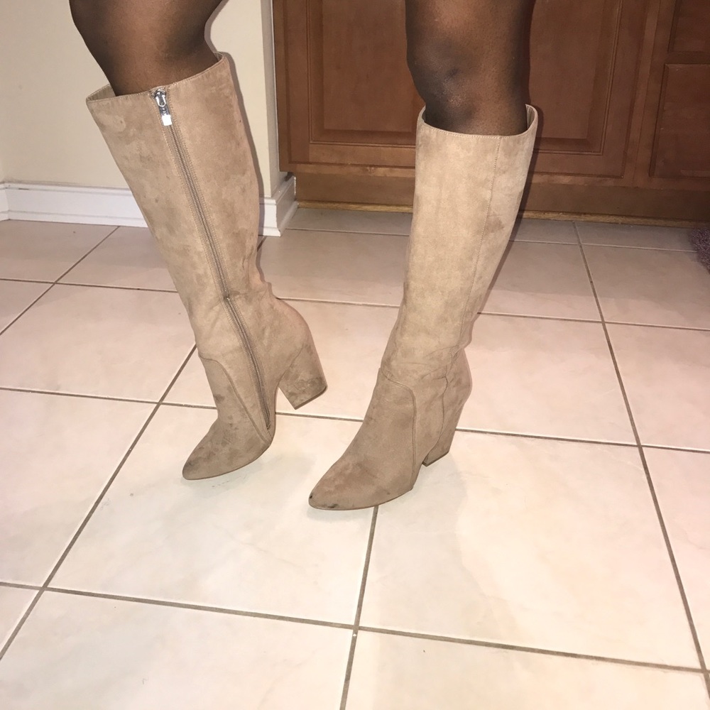 BCBG boot