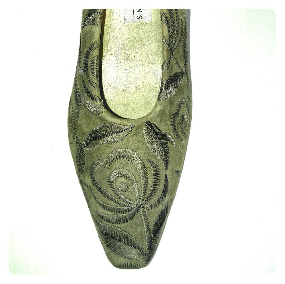 Valerie Stevens Fabric Pumps 7B NWOT