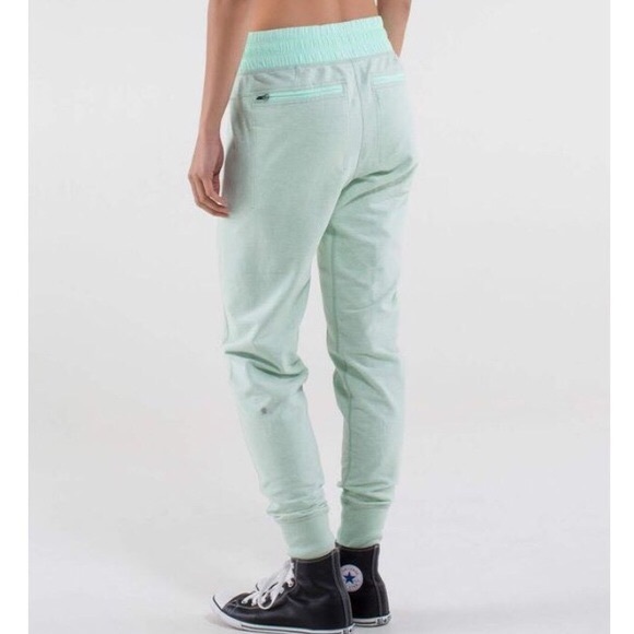 LuLuLemon Joggers - Picture 6 of 6