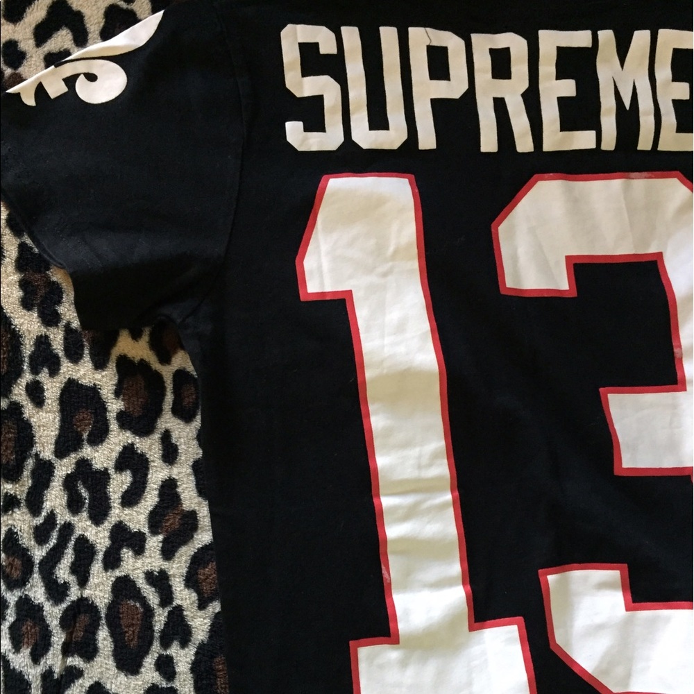 Supreme t shirt