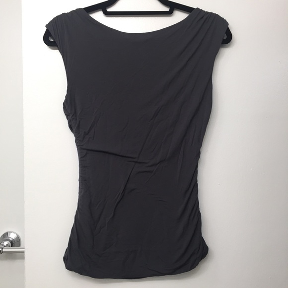 H&M Ruched Top - Picture 2 of 3