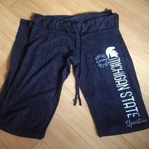 Michigan State yoga pants draw string