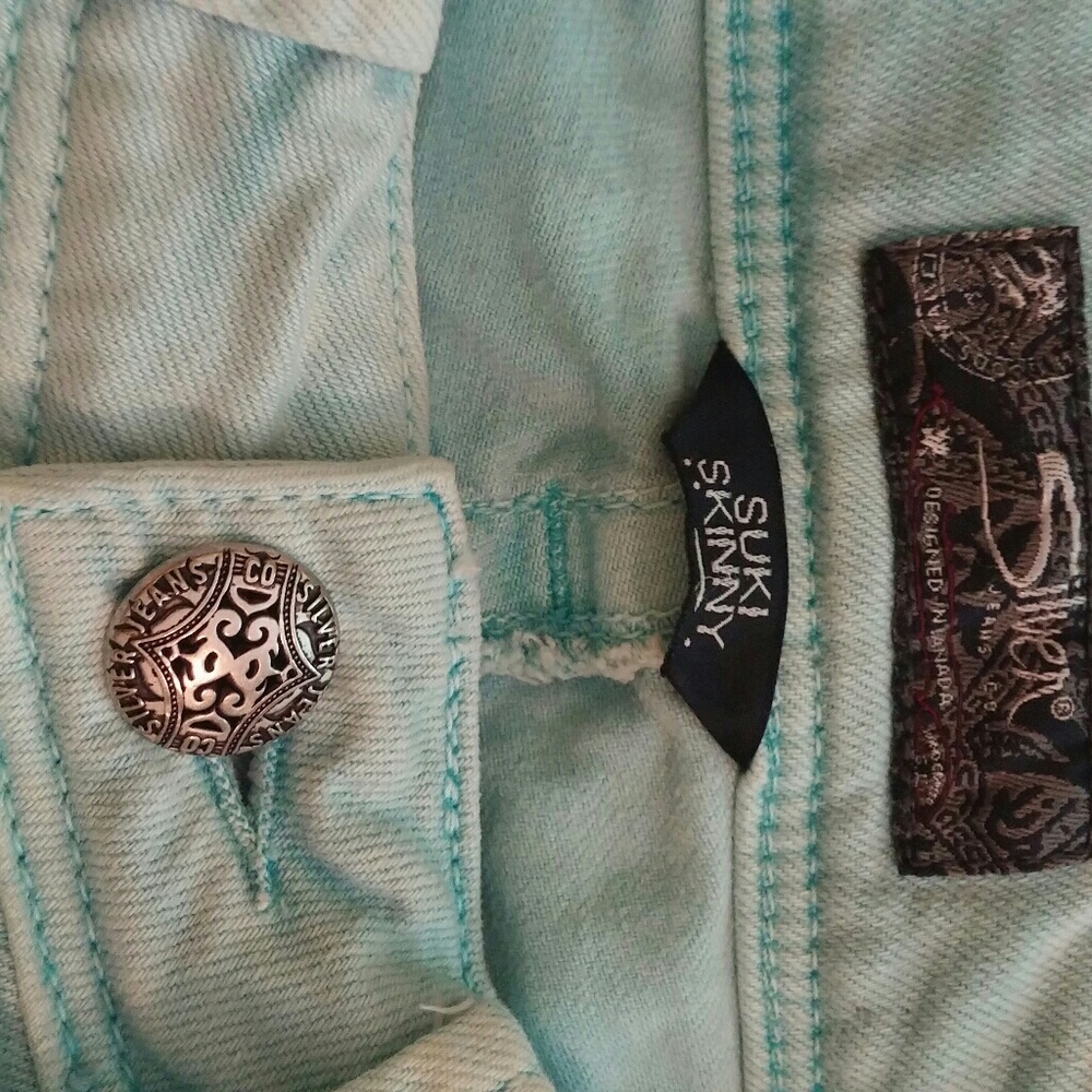 Skinny baby blueish jeans