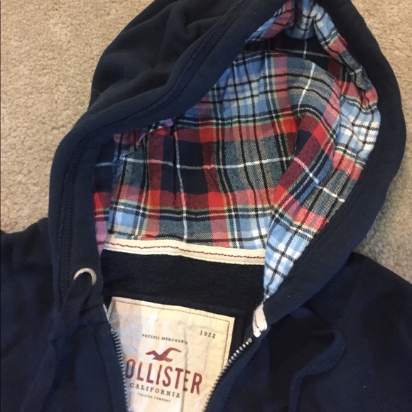 Hollister navy jacket - Picture 2 of 3