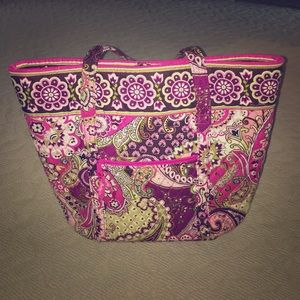 Vera Bradley Big Tote. "Very Berry Paisley"
