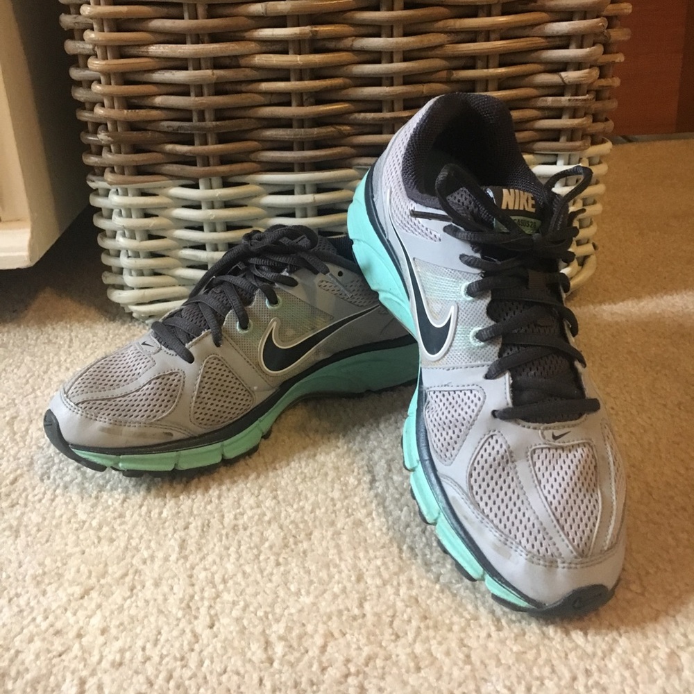 Women's Nike shoes