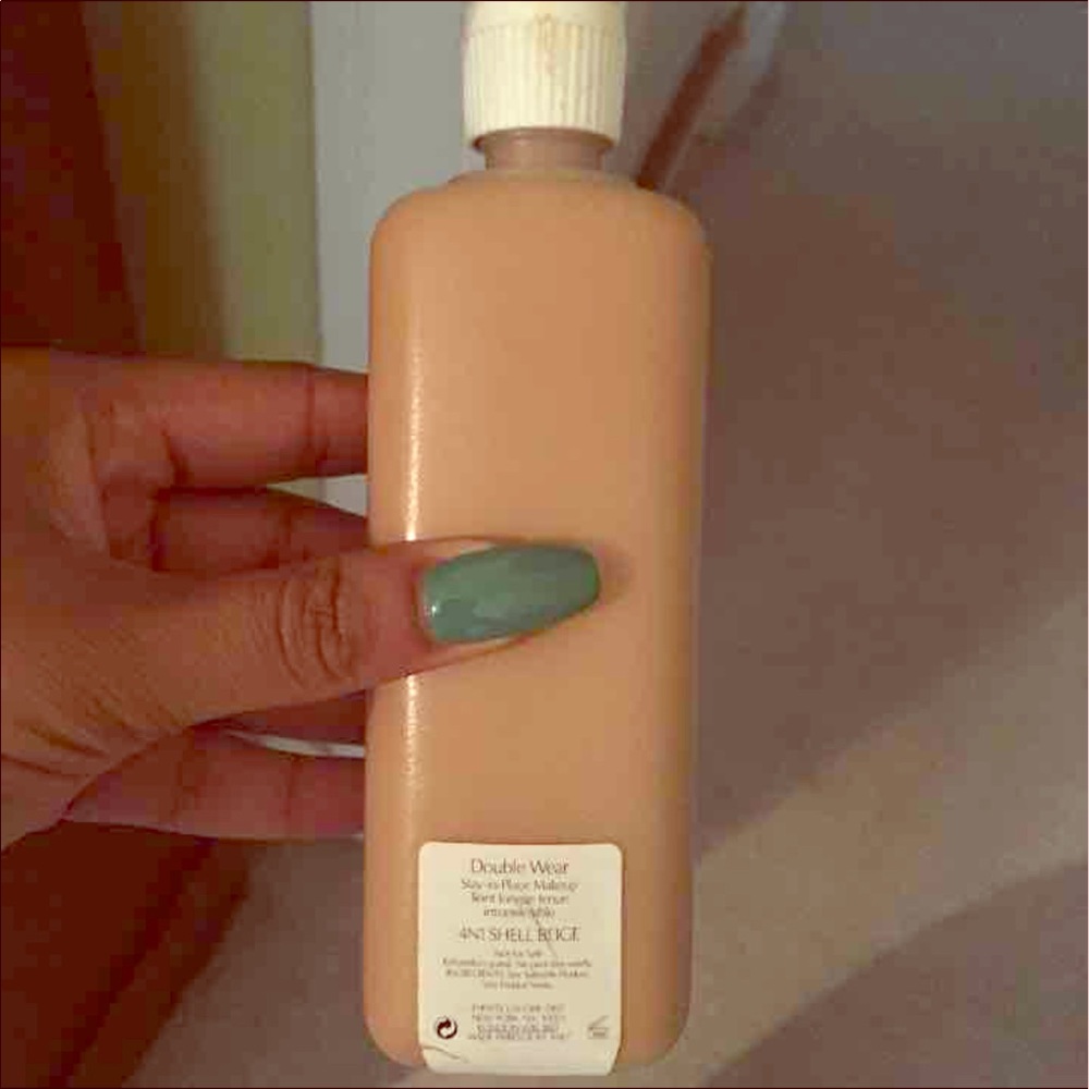 Estée Lauder Shell Beige 4N1. 2fl oz from 6.7