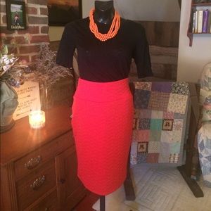 LuLaRoe Red-Orange Textured Cassie Pencil Skirt