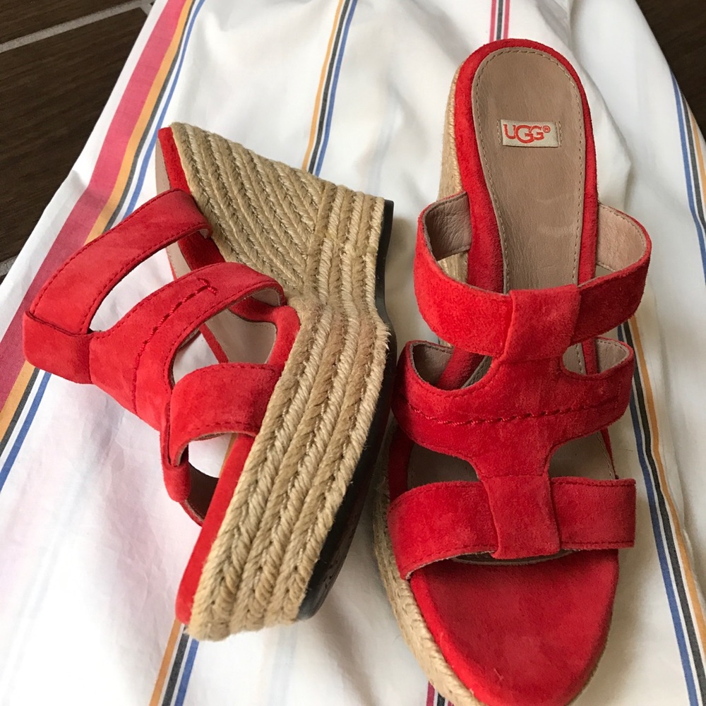 Never worn Ugg wedges!