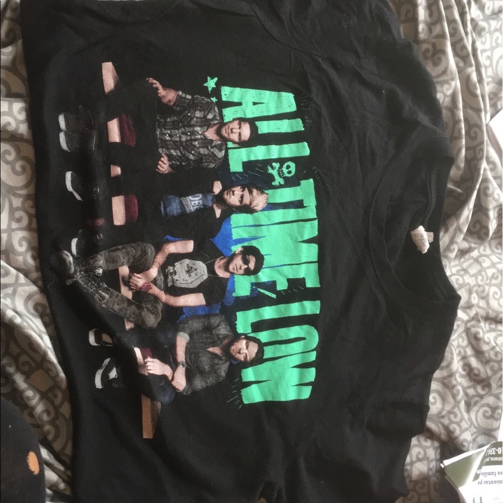 Shirt ! All time low 💿