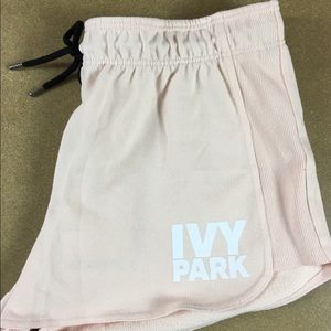 Ivy Park Logo Runner Shorts Sz L