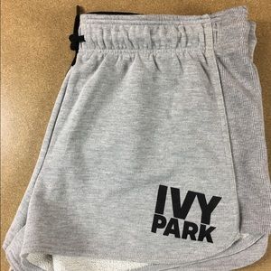 Ivy Park Logo Runner Shorts Sz L