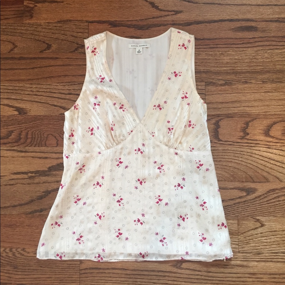 Beautiful silk top from Banana Republic