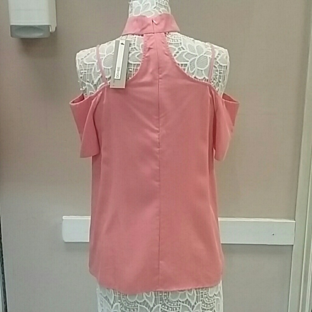 Blouses - Picture 2 of 2