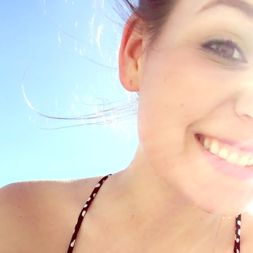 Meet your Posher, Sela