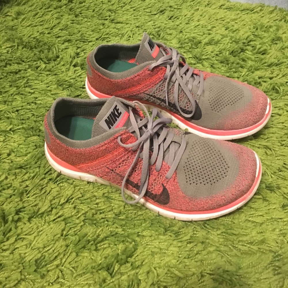 Nike flyknit 4.0 pink and grey size 10