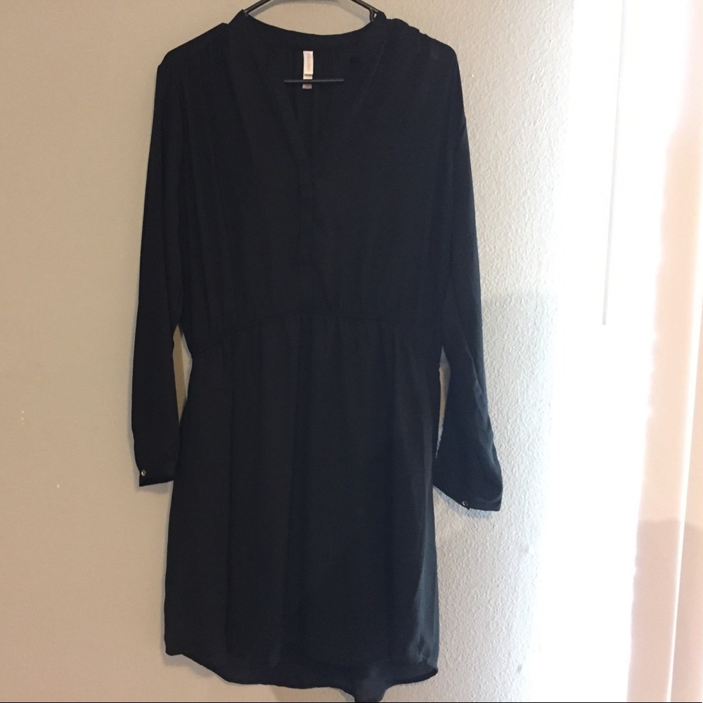 Black long sleeve elastic waist