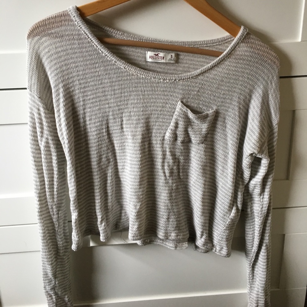 Hollister sweater
