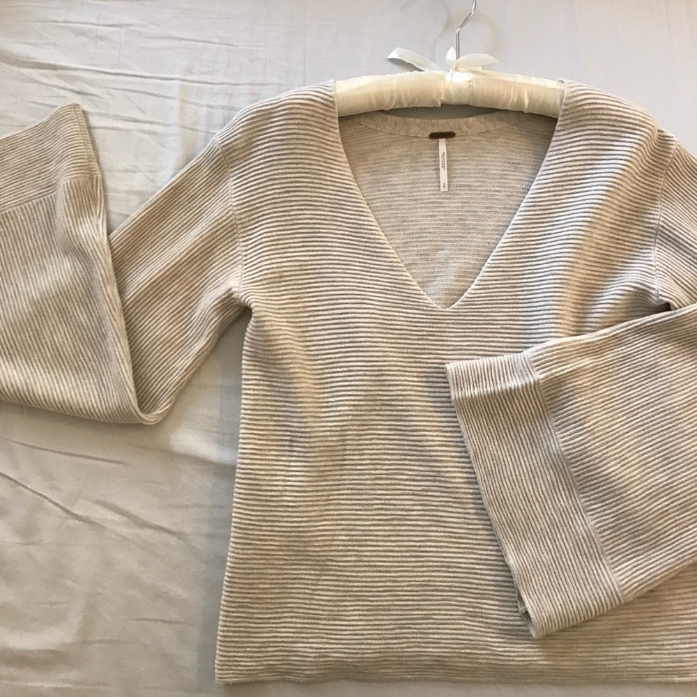 Slouchy v neck sweater