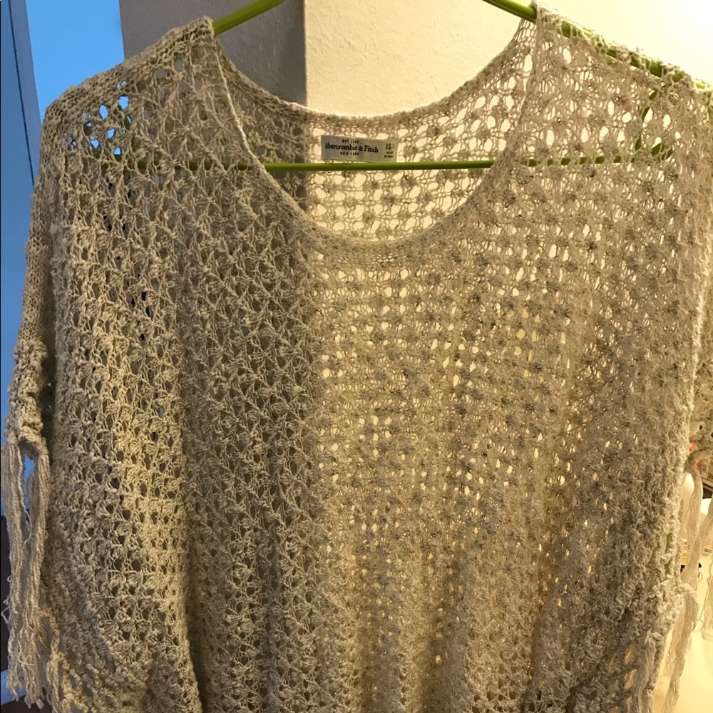 A&F cloak with tassel xs/s