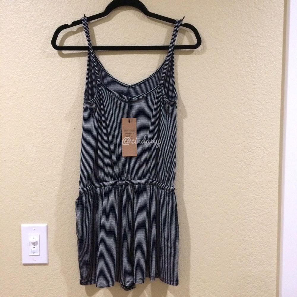 Cotton On striped strappy romper - Picture 2 of 4