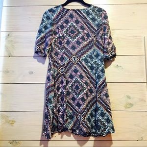 Short sleeve kaleidoscope dress