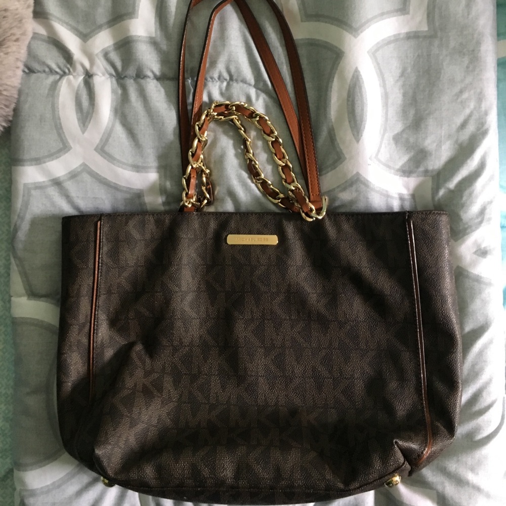 Michael Kors purse